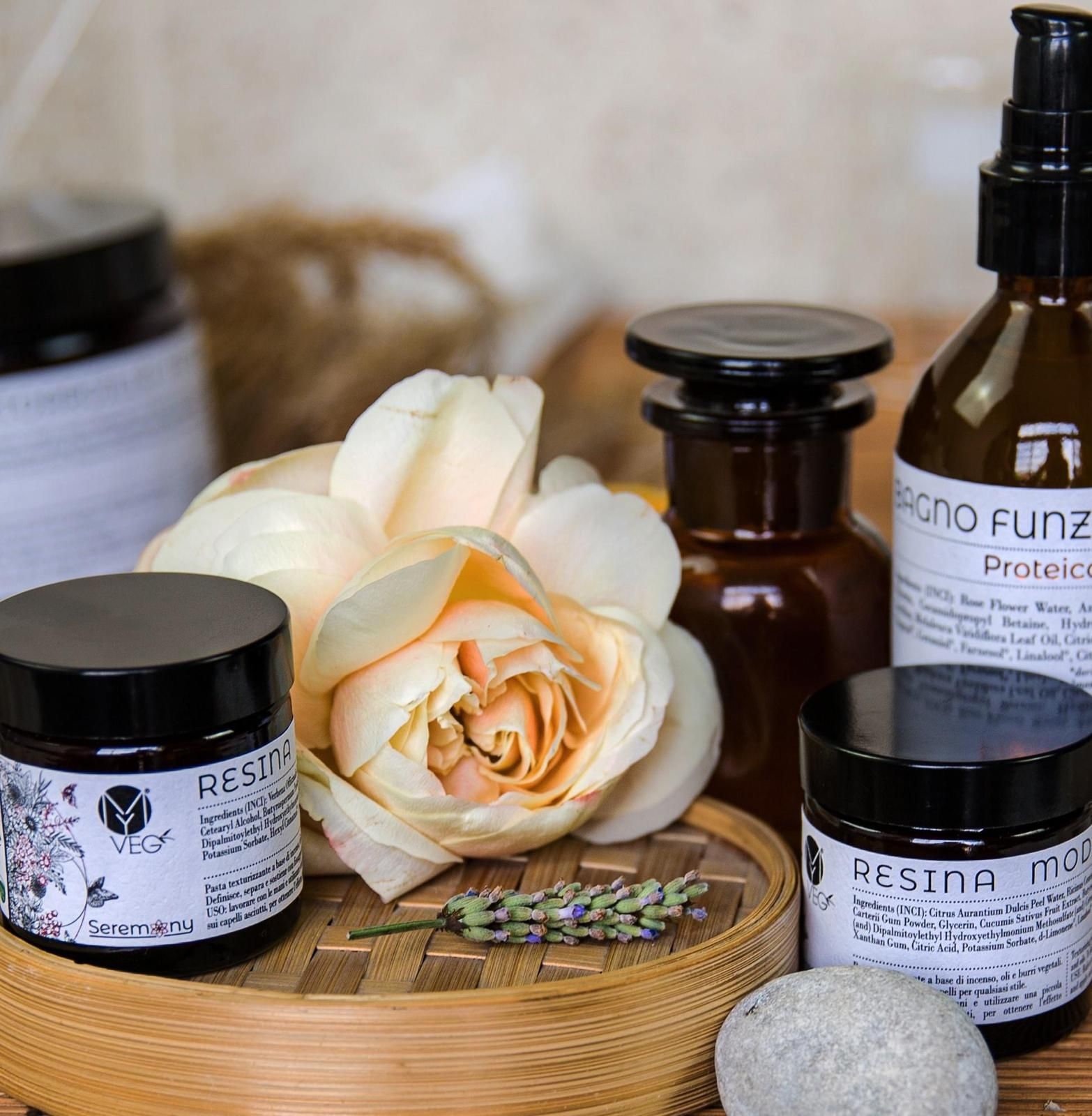 prodotti per trattamenti tricologici