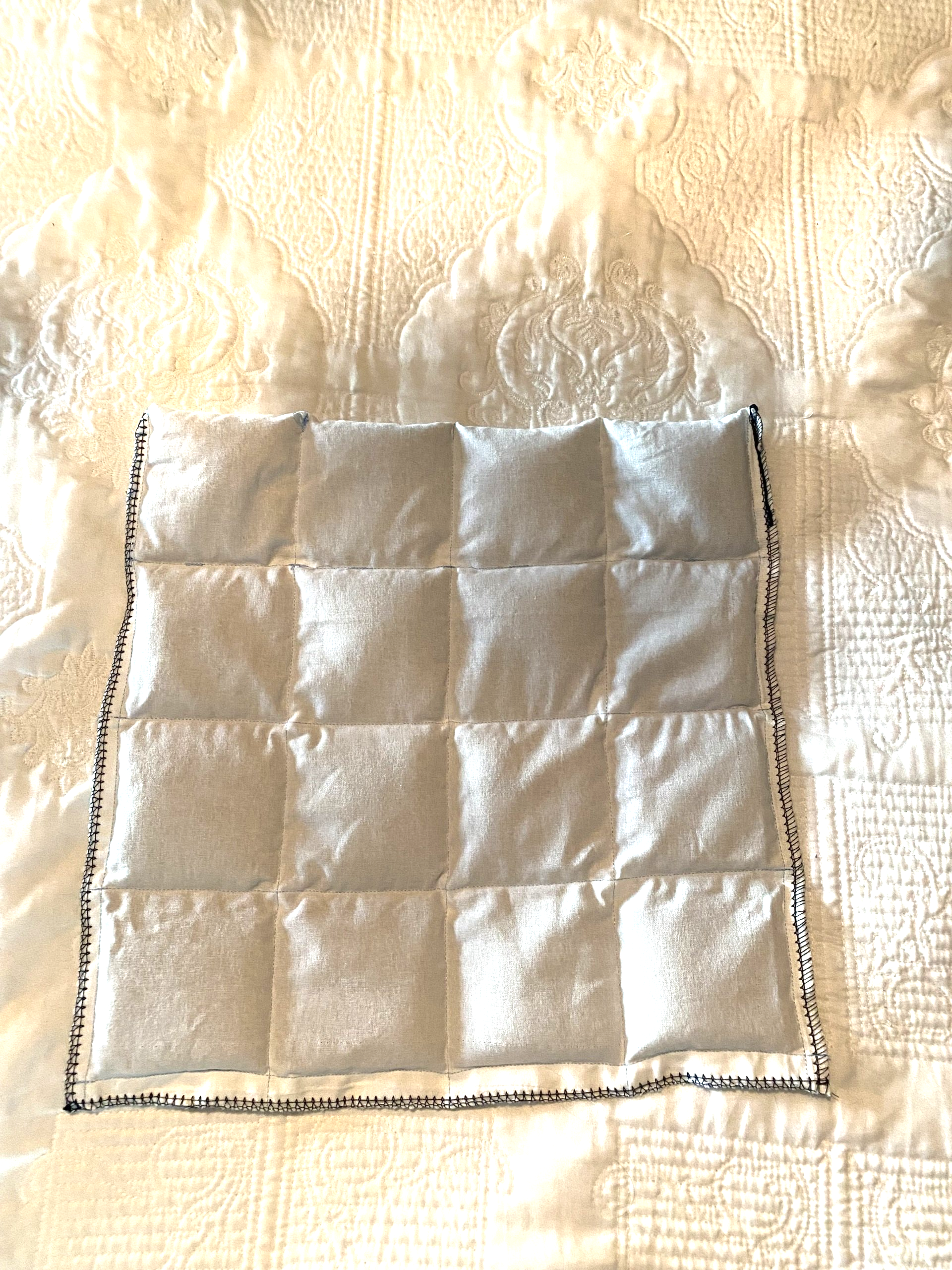 Silky massage weighted cloth