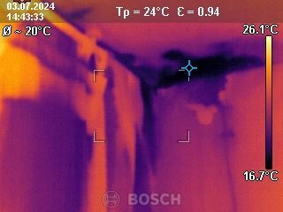 A bosch thermal camera shows a temperature of 26.1 degrees celsius