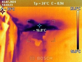 A bosch thermal camera shows a temperature of 16.8 degrees celsius