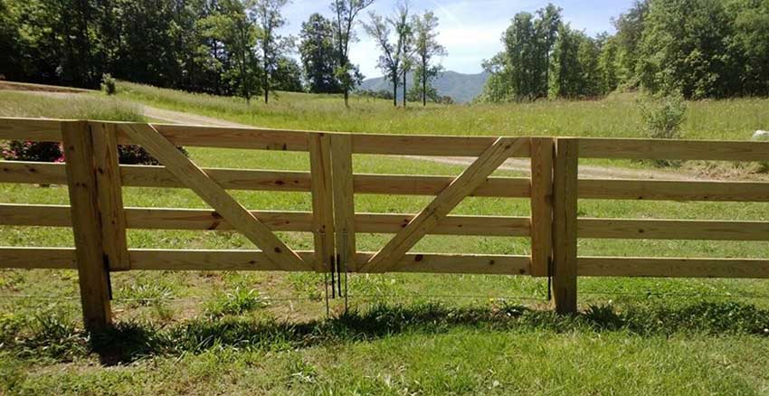 Brown Wood Fence—Peak Fence System in Franklin, NC