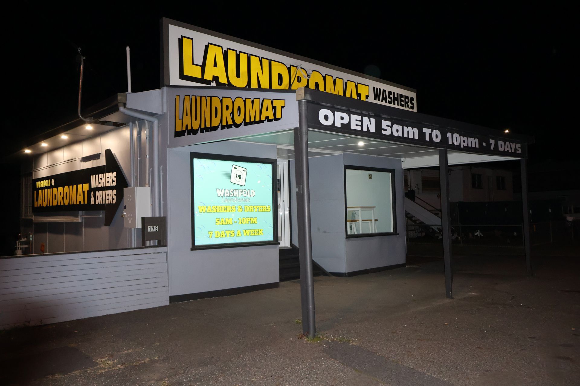 A Side View Of The Washfold Laundromat Building — WashFold Laundromat In  Allenstown, QLD