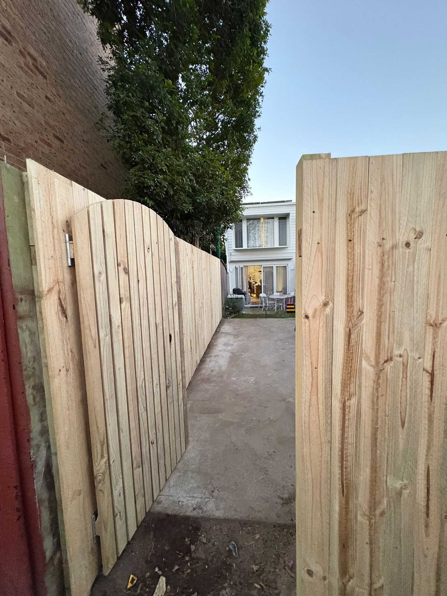 Handyman - Cleaning - Lawn Care - Strata - Commercial - Residential - Central Coast