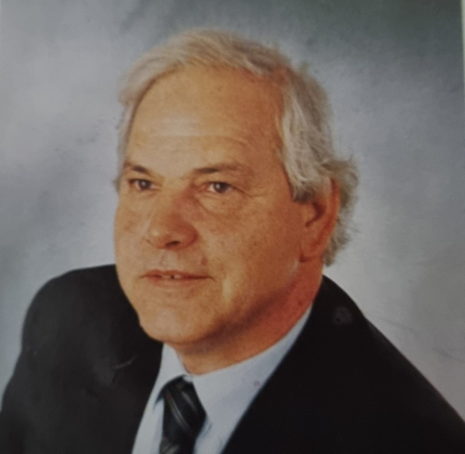 necrologio Luciano Baccili