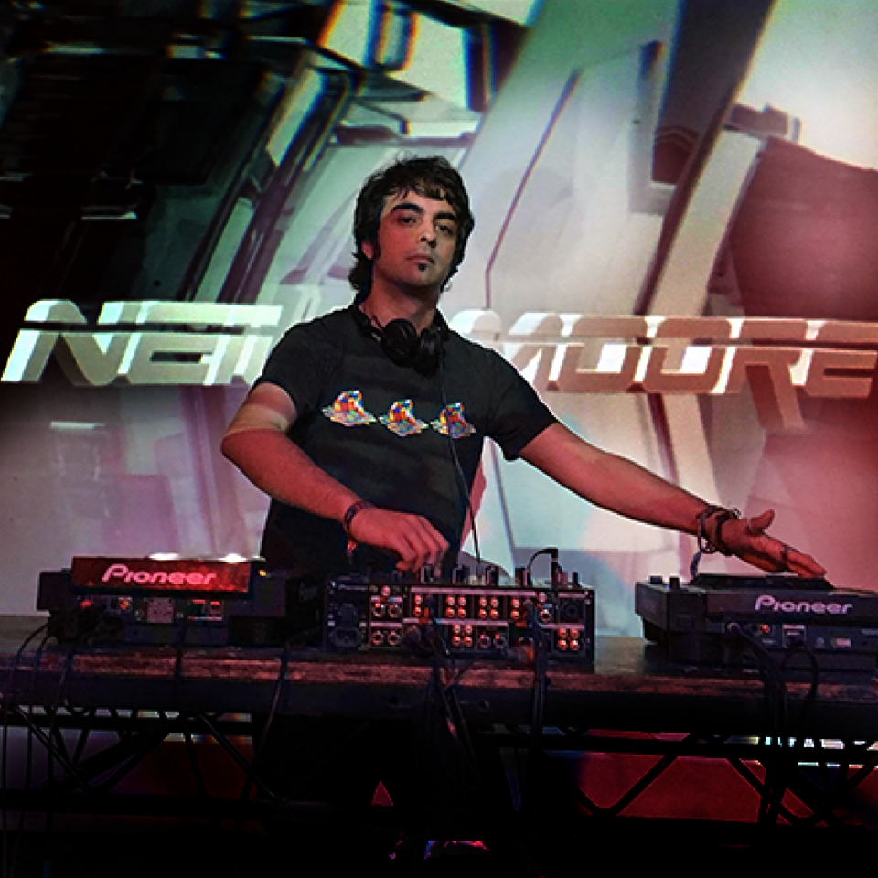 Neill Moore - Music Producer & Breaks DJ