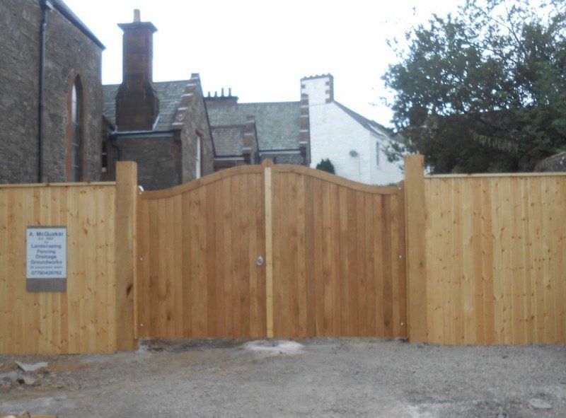 Property Fencing Specialists Dumfries and Galloway Andrew McQuaker Contract Services