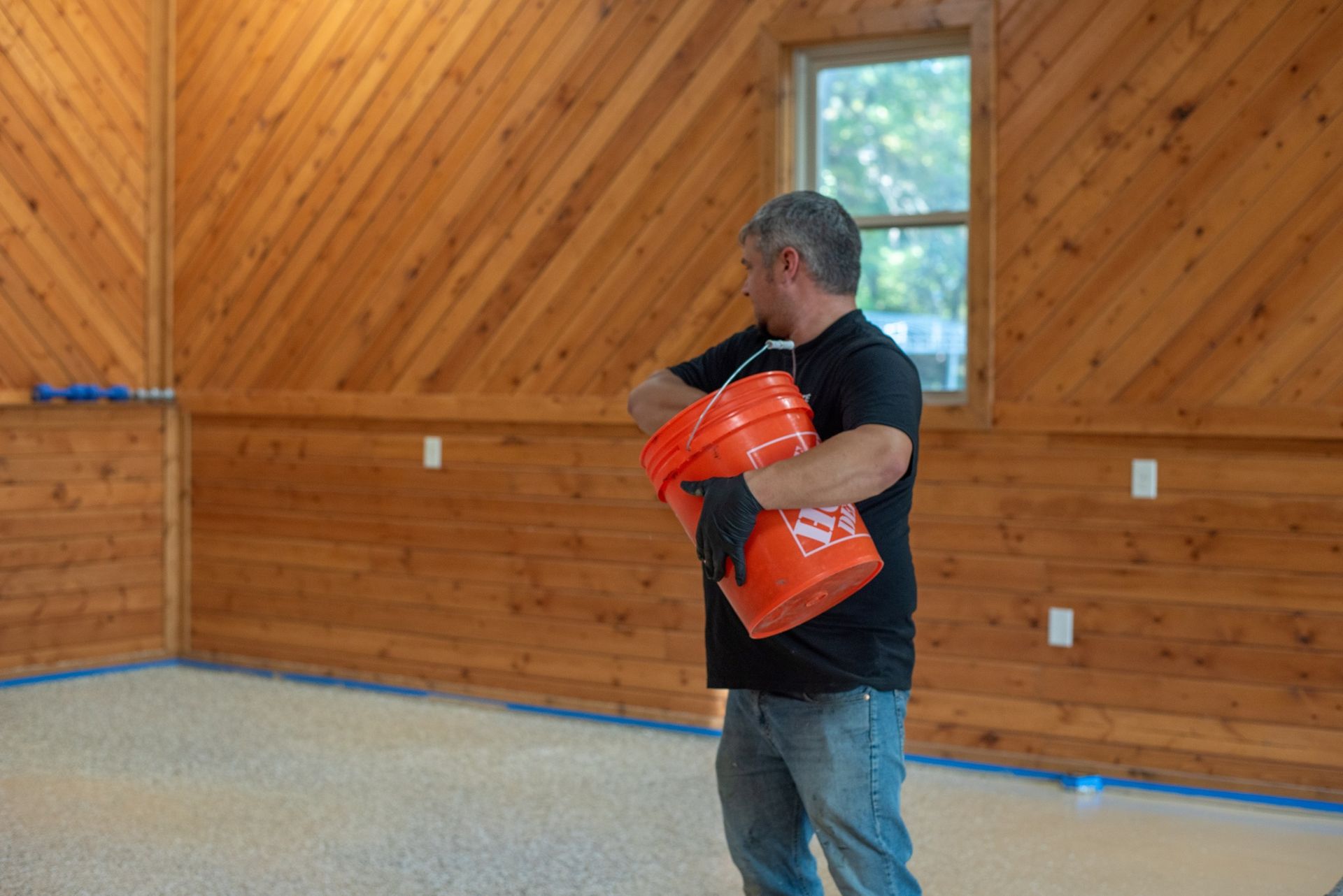 Xmate Epoxy Crew during flaking.