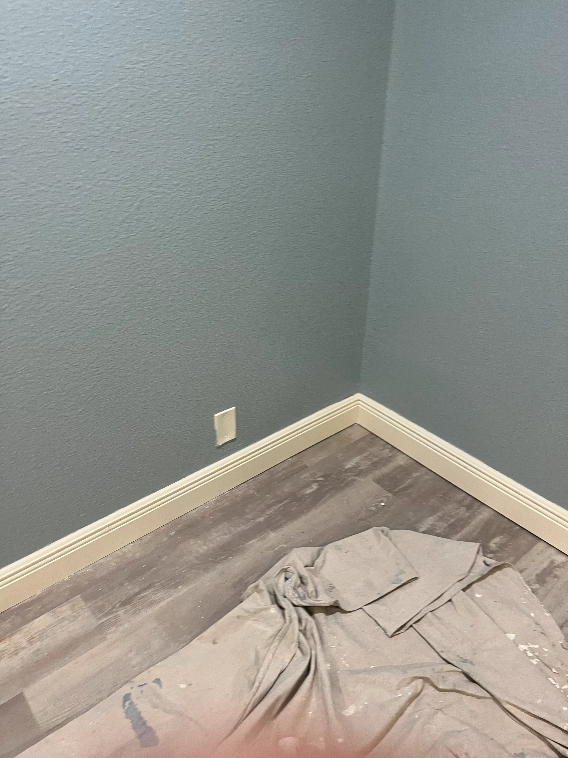 Interior wall drywall repair in Broward County
