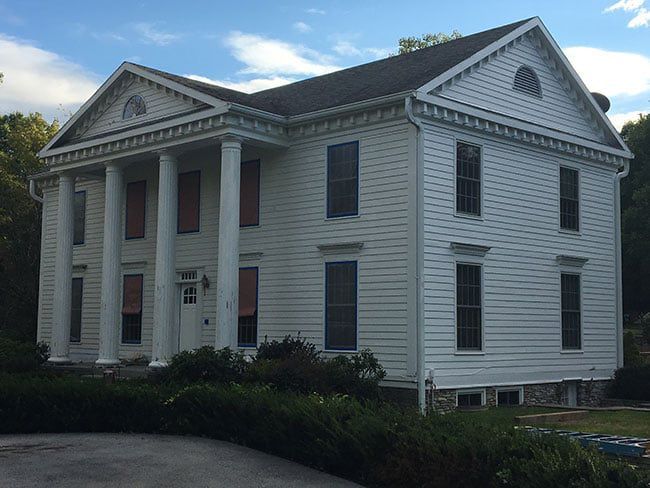 house exterior before painting job