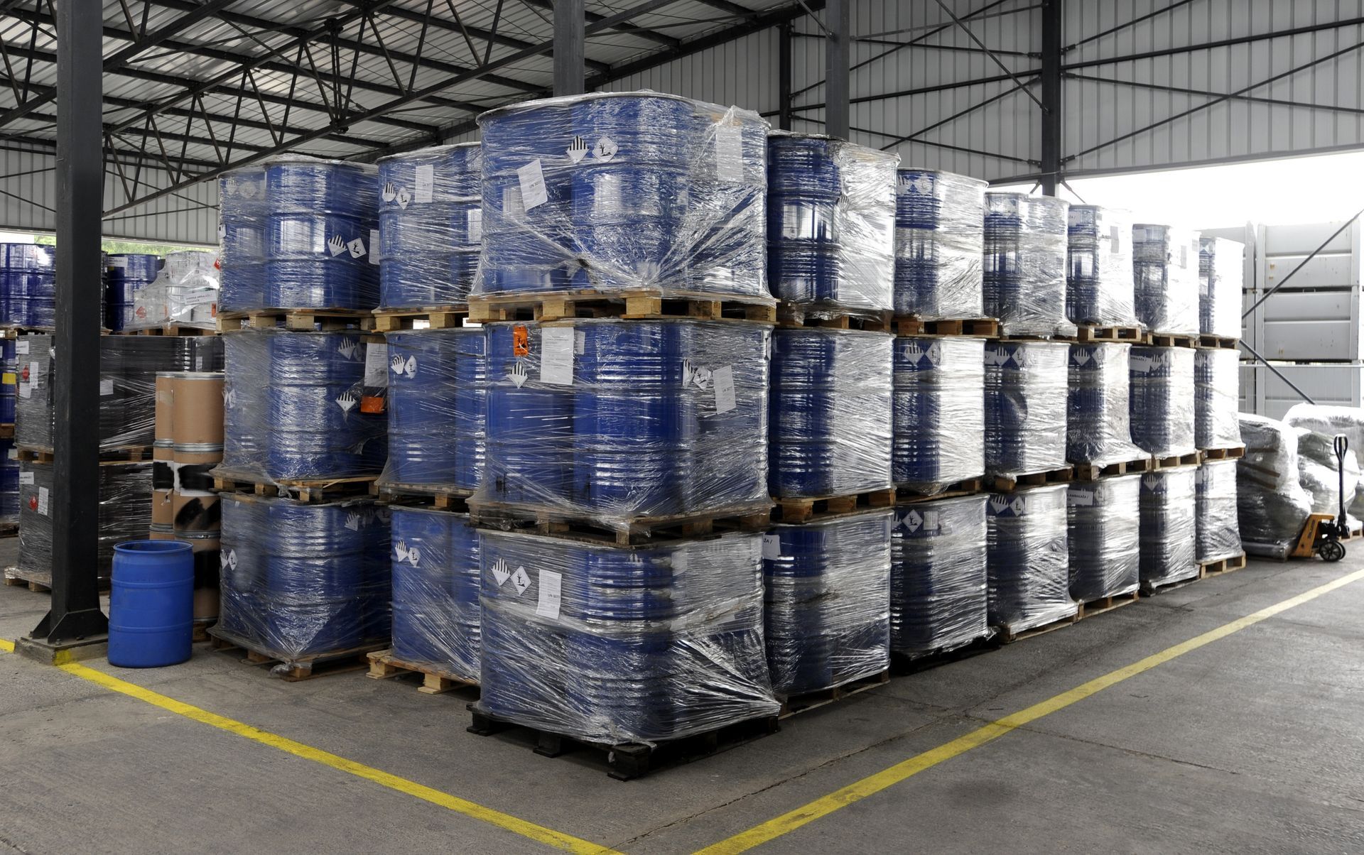 Chemical Logistics: Increasing Safety and Effectiveness with a 3PL