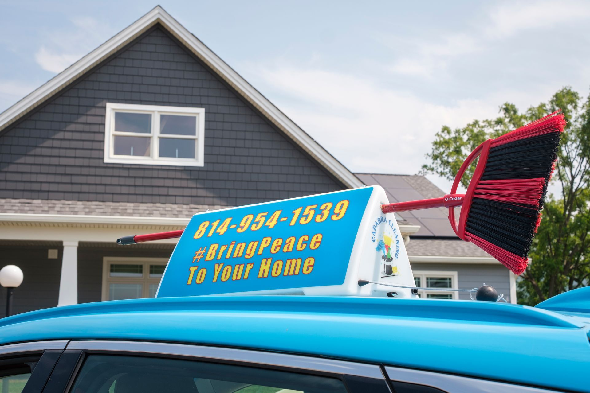 Blue car rooftop sign: 