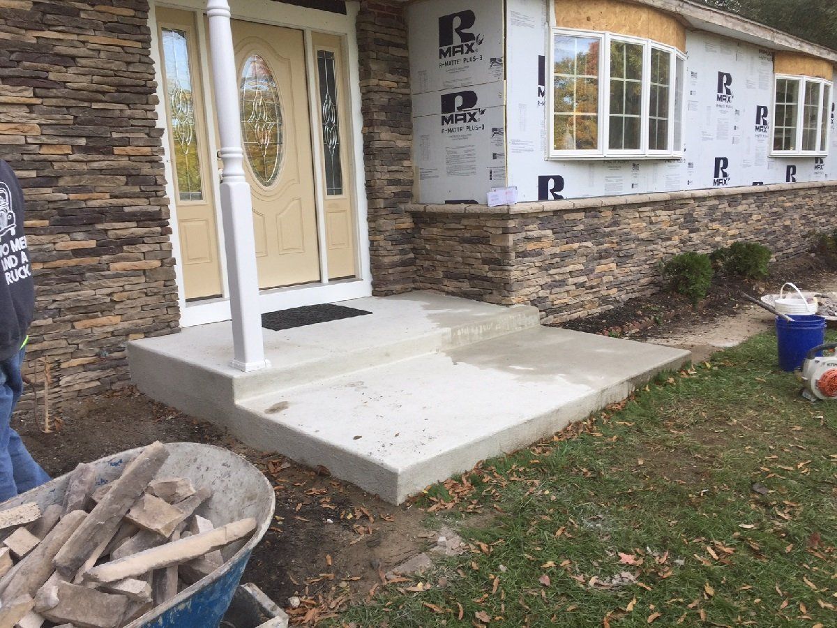 Bricklaying The Wall Outdoor — Cinnaminson, NJ — A & M Masonry and Concrete