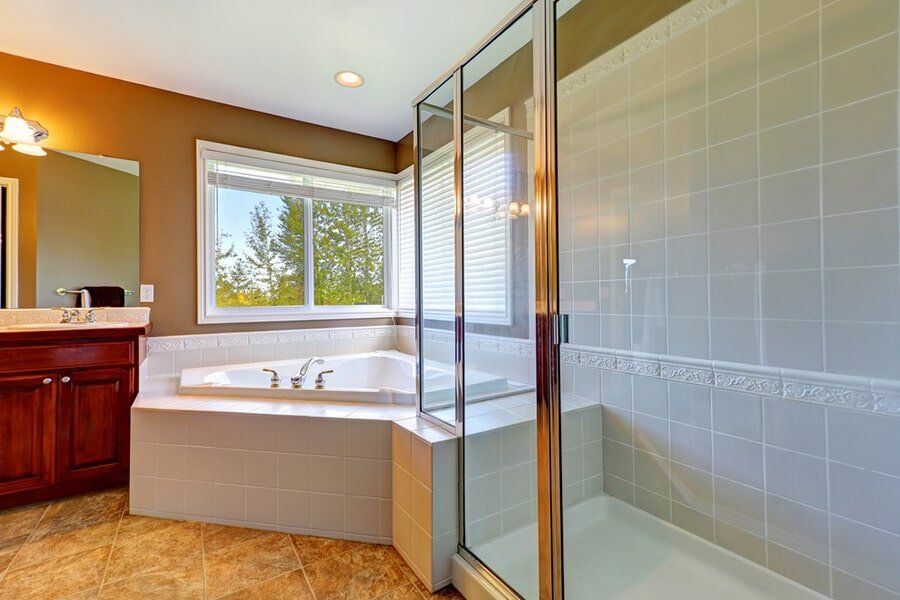Glass Shower Screen — Glass & Aluminum in Tannum Sands, QLD