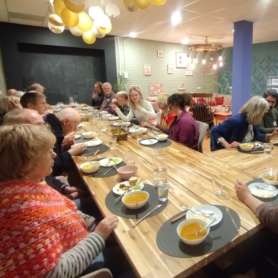 Donderdagavond samen eten bij de Buurthuiskamer Zandweerd