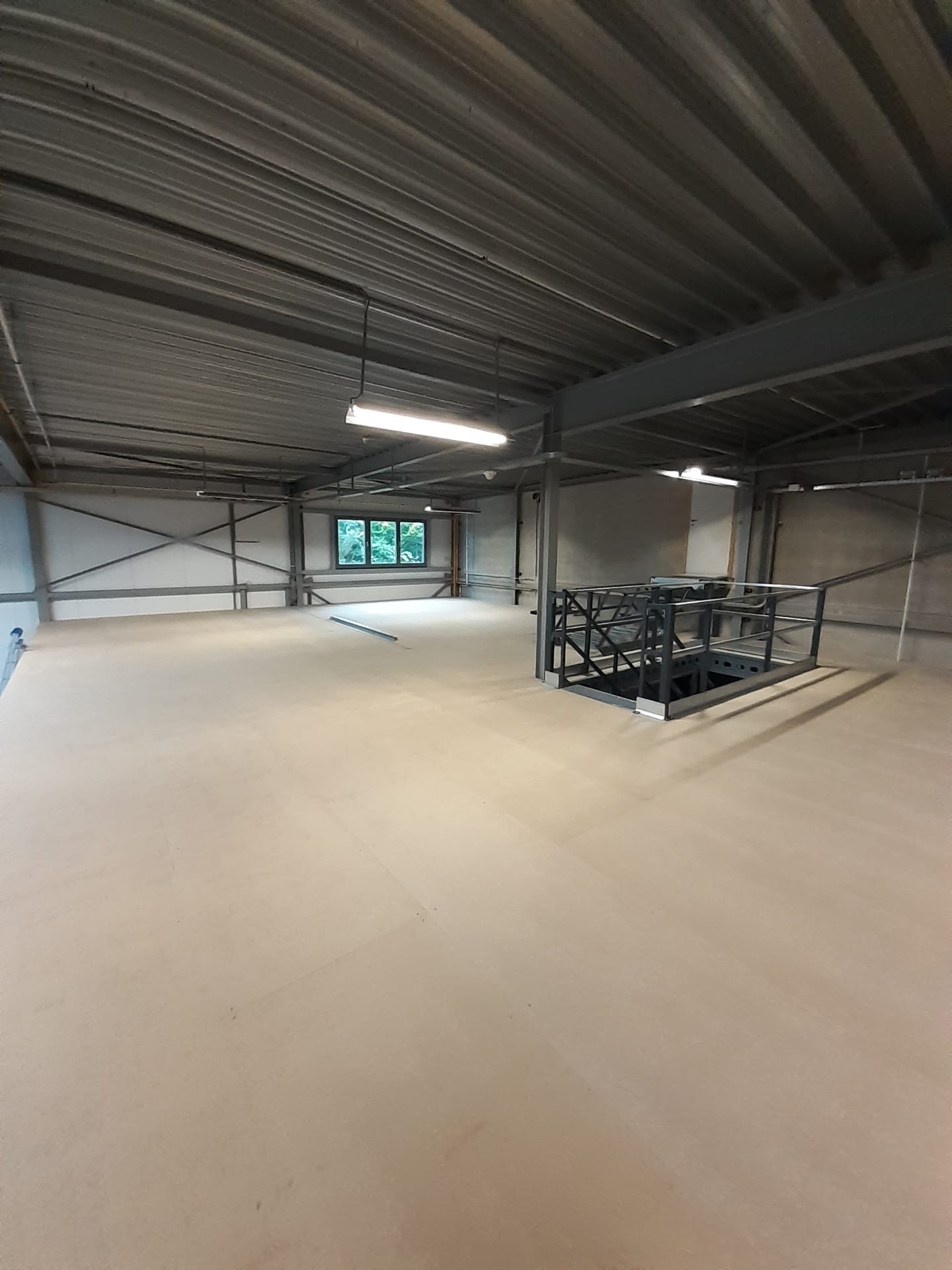 Een mezzanine bouwen met oog voor detail