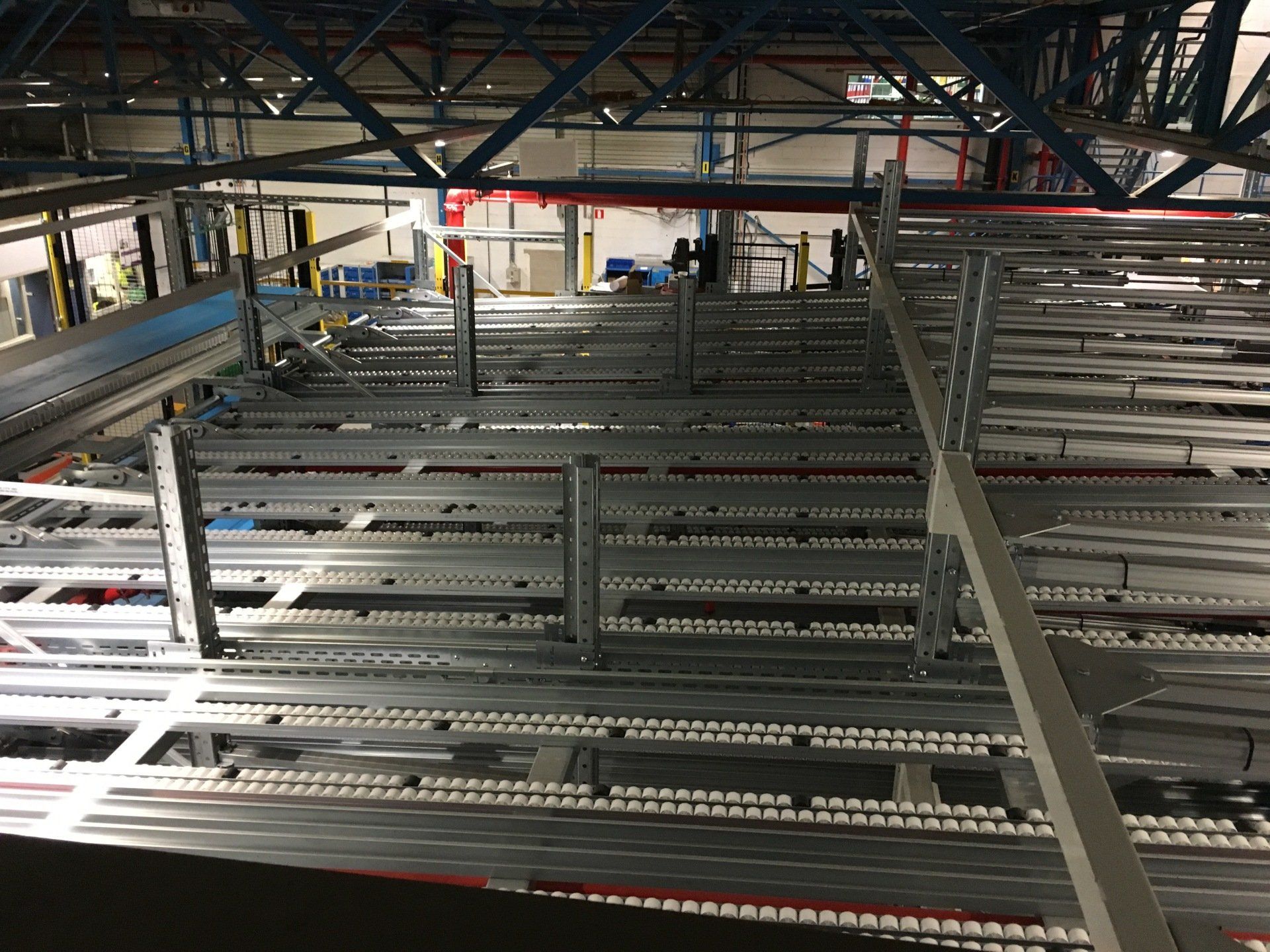 WSI - Rollenbanen voor kleine goederen (dozen)