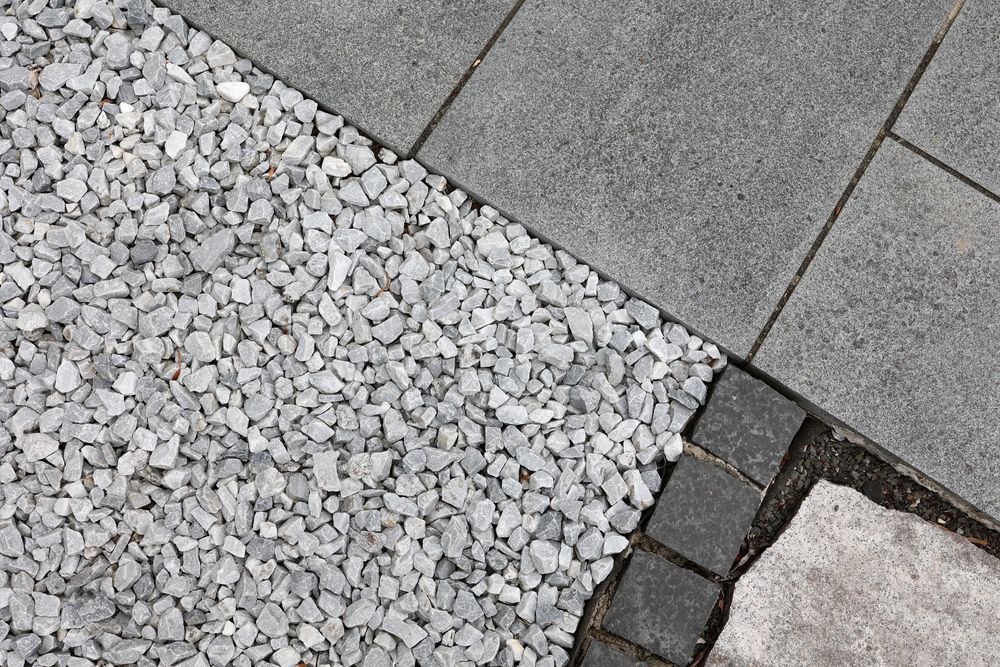 The Benefits of Gravel Driveway Edging: Enhancing Durability and Aesthetics