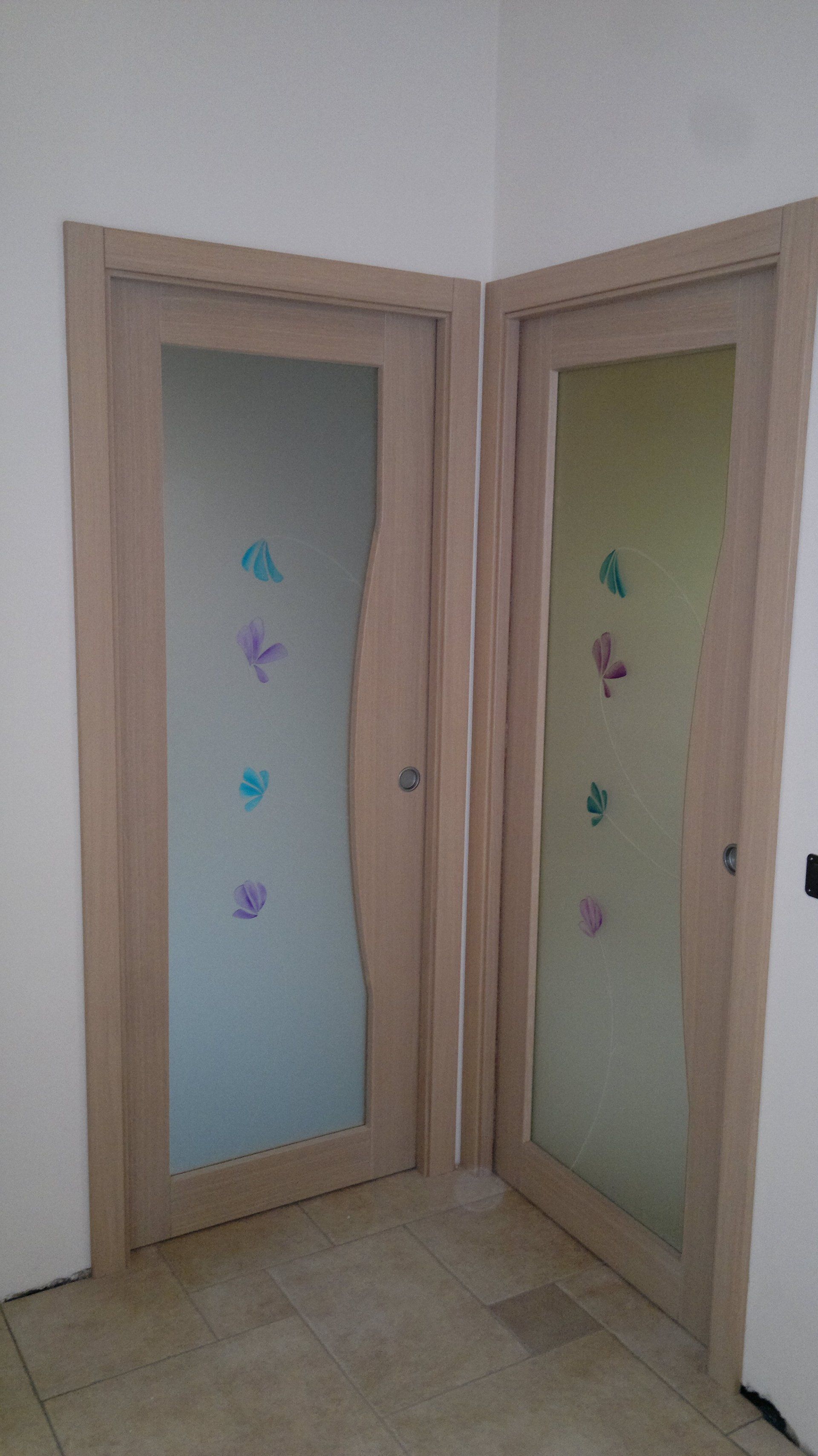 porte interne in legno e vetro