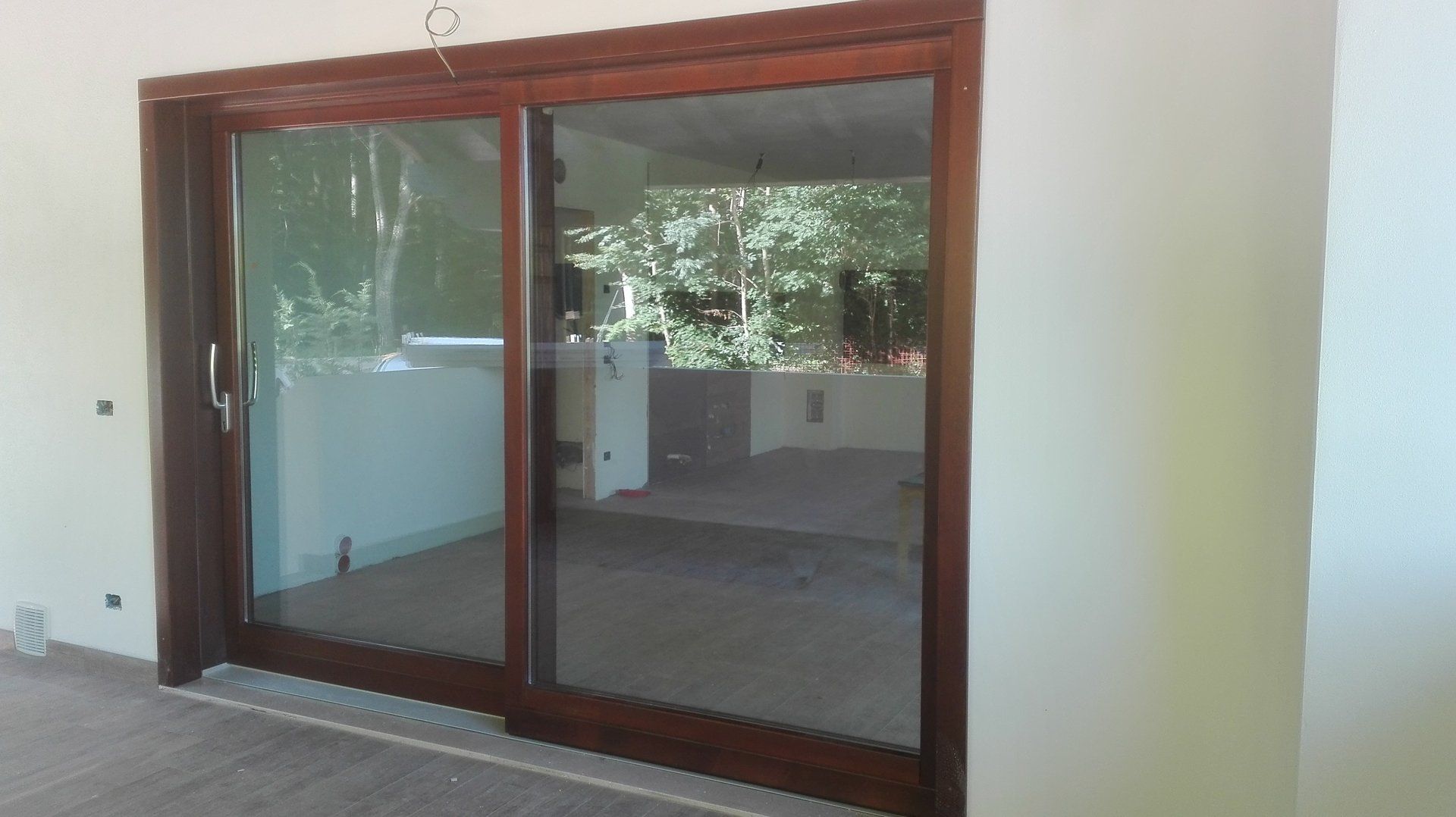 porta scorrevole a vetri