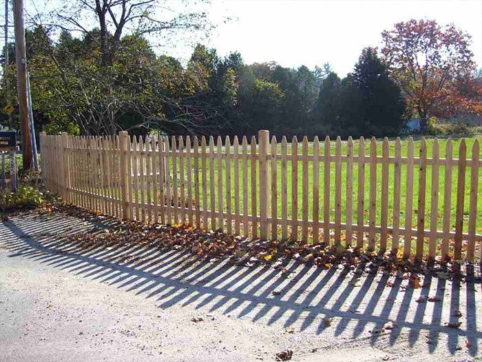 Cedar Fence — Barrington, NH — 125 Maintenance & Fence Inc