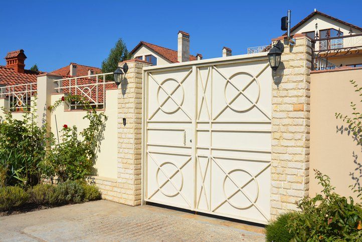 Bricks and Metal Fence — Barrington, NH — 125 Maintenance & Fence Inc