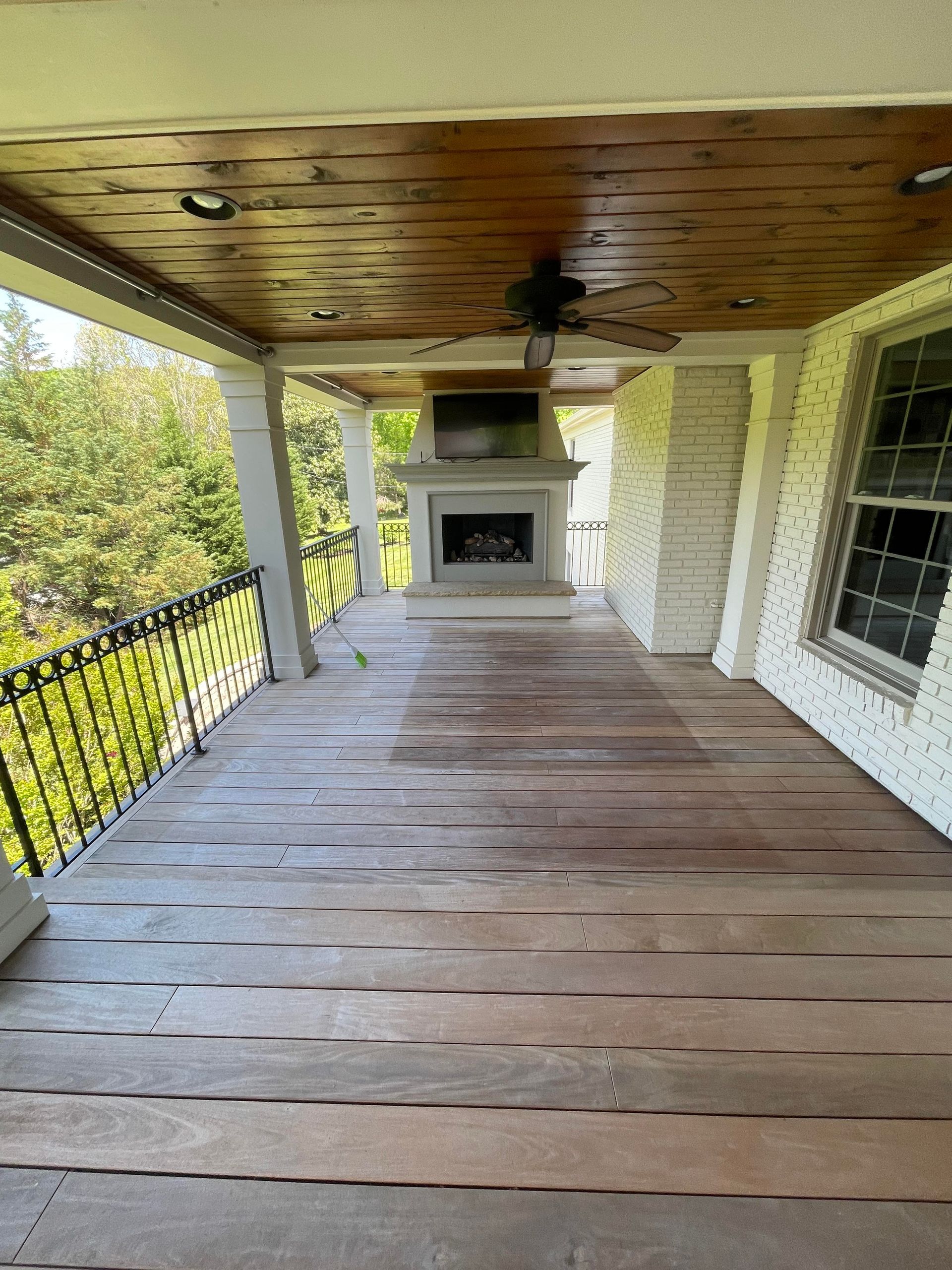 Ipe clean neutralized and dry