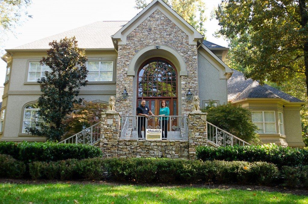 McLains residential home exterior painting services