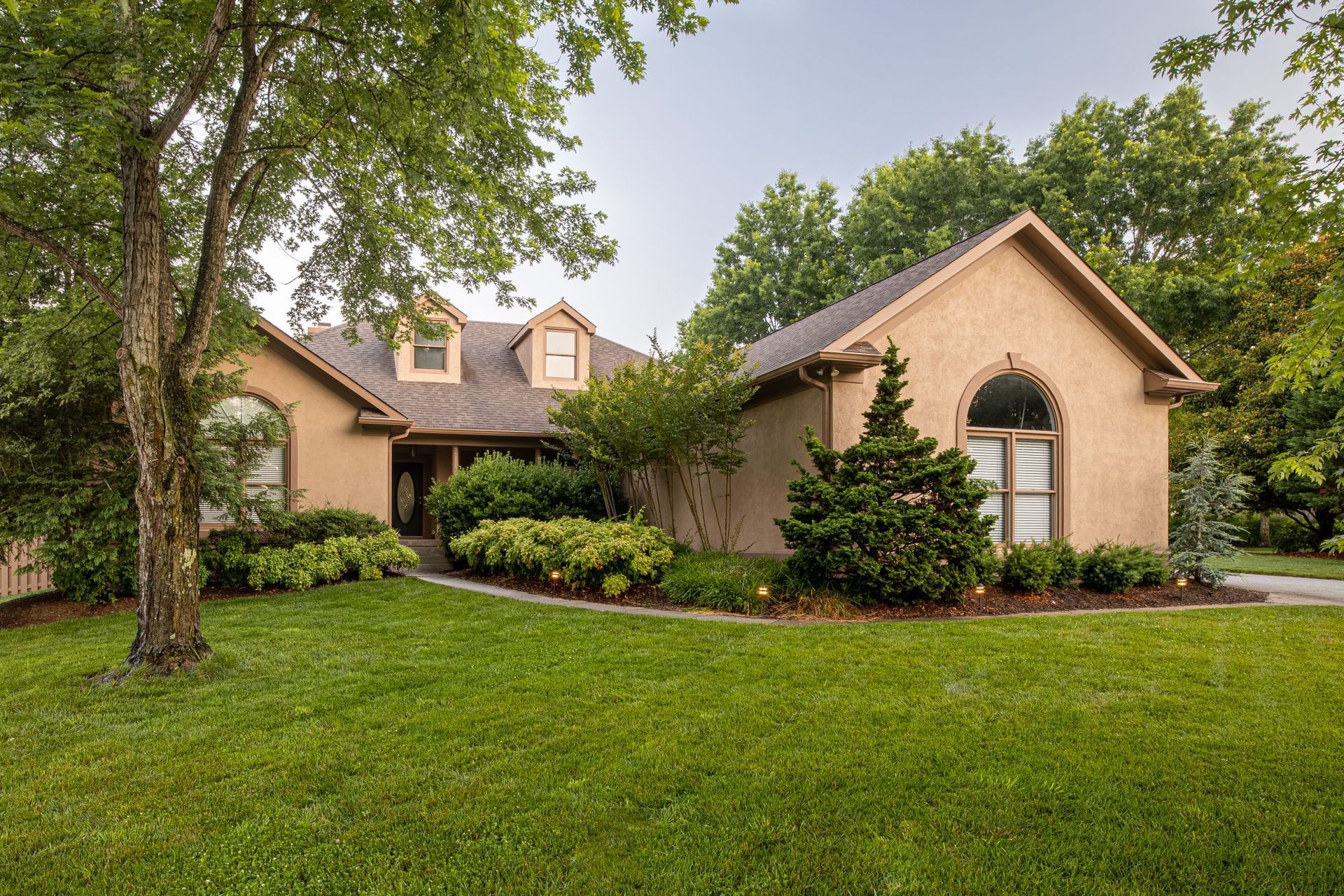 McLains residential exterior painting services