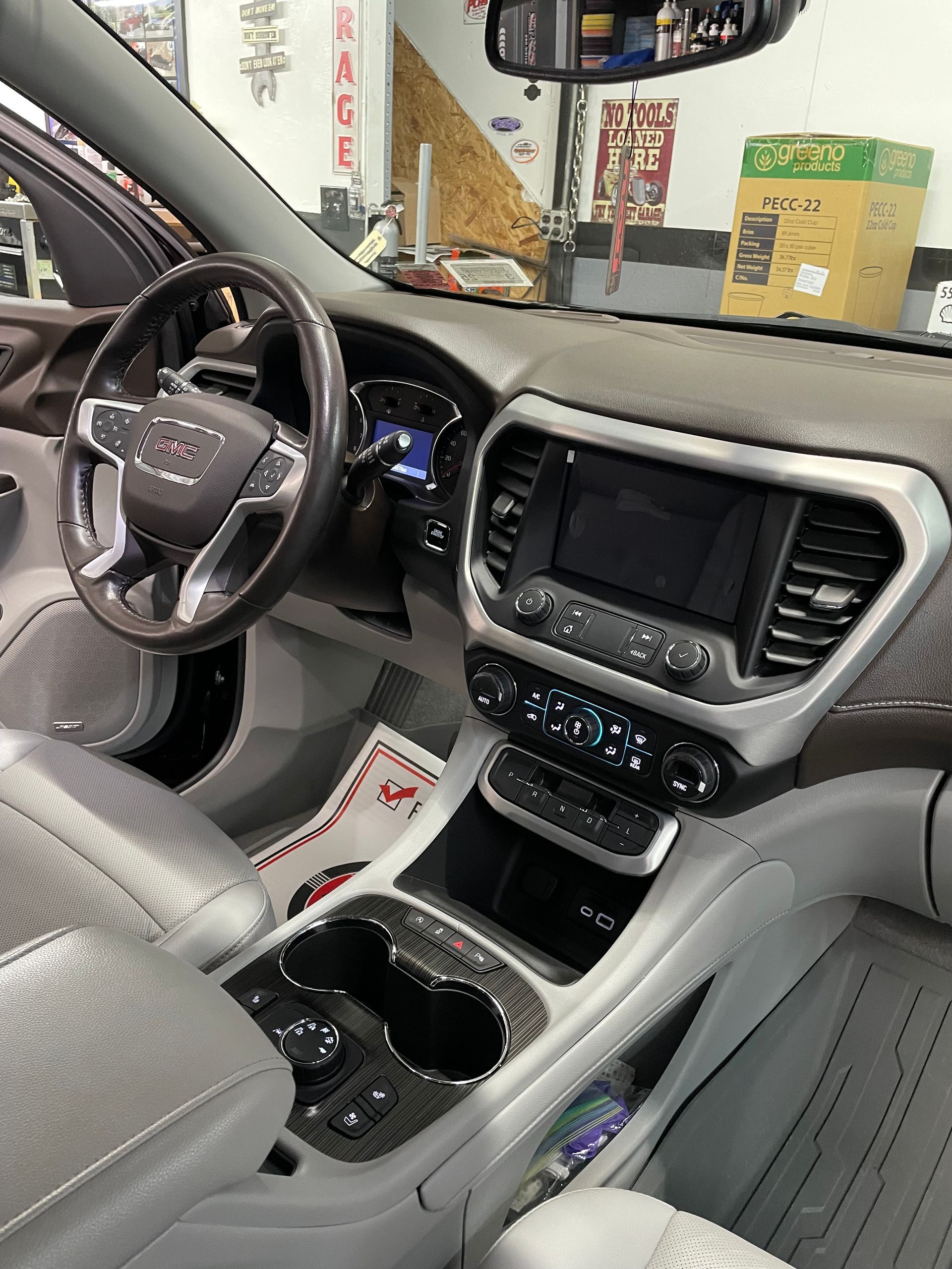 GMC  Acadia Interior Detail