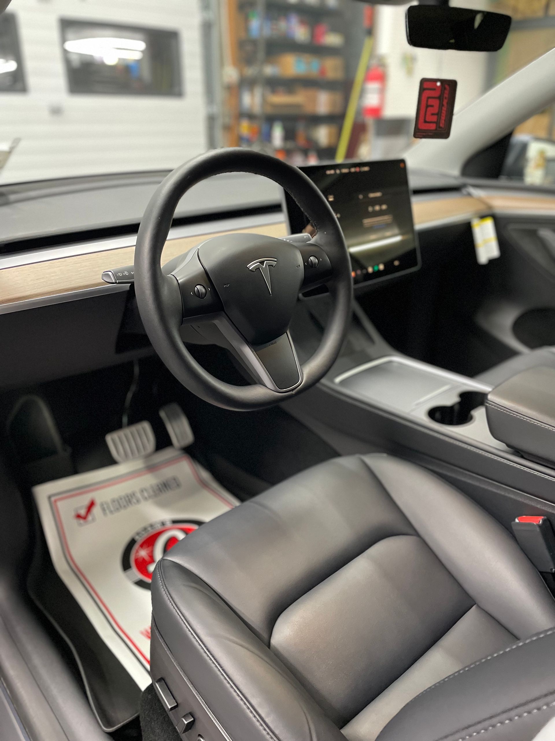 Tesla Interior - Detailing