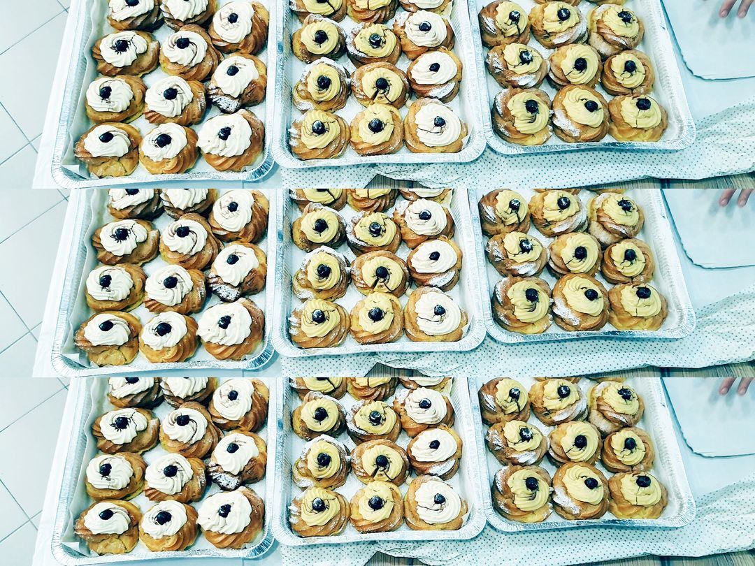 vassoi di dolci artigianali