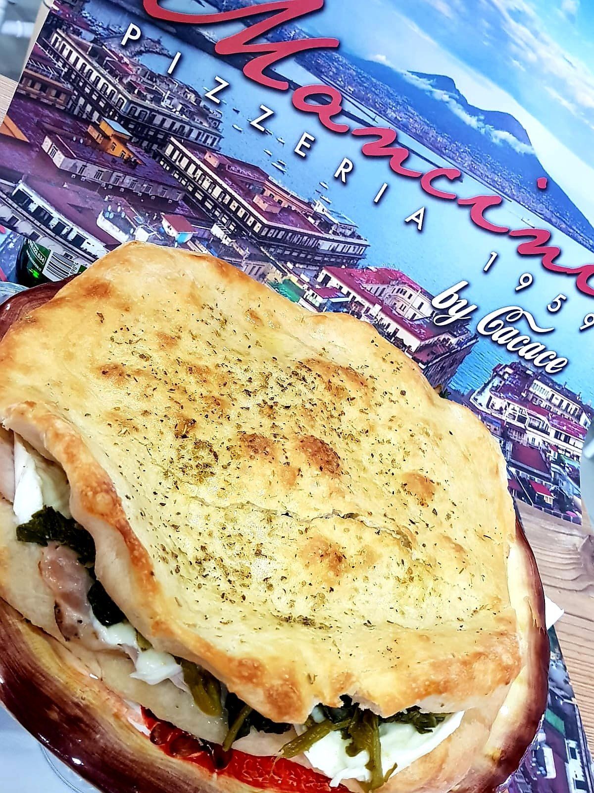 pizza bianca ripiena