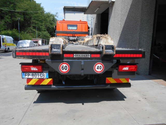 raddrizzatura e riparazione per le cabine