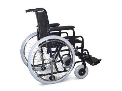 Sedia per disabili regolabile