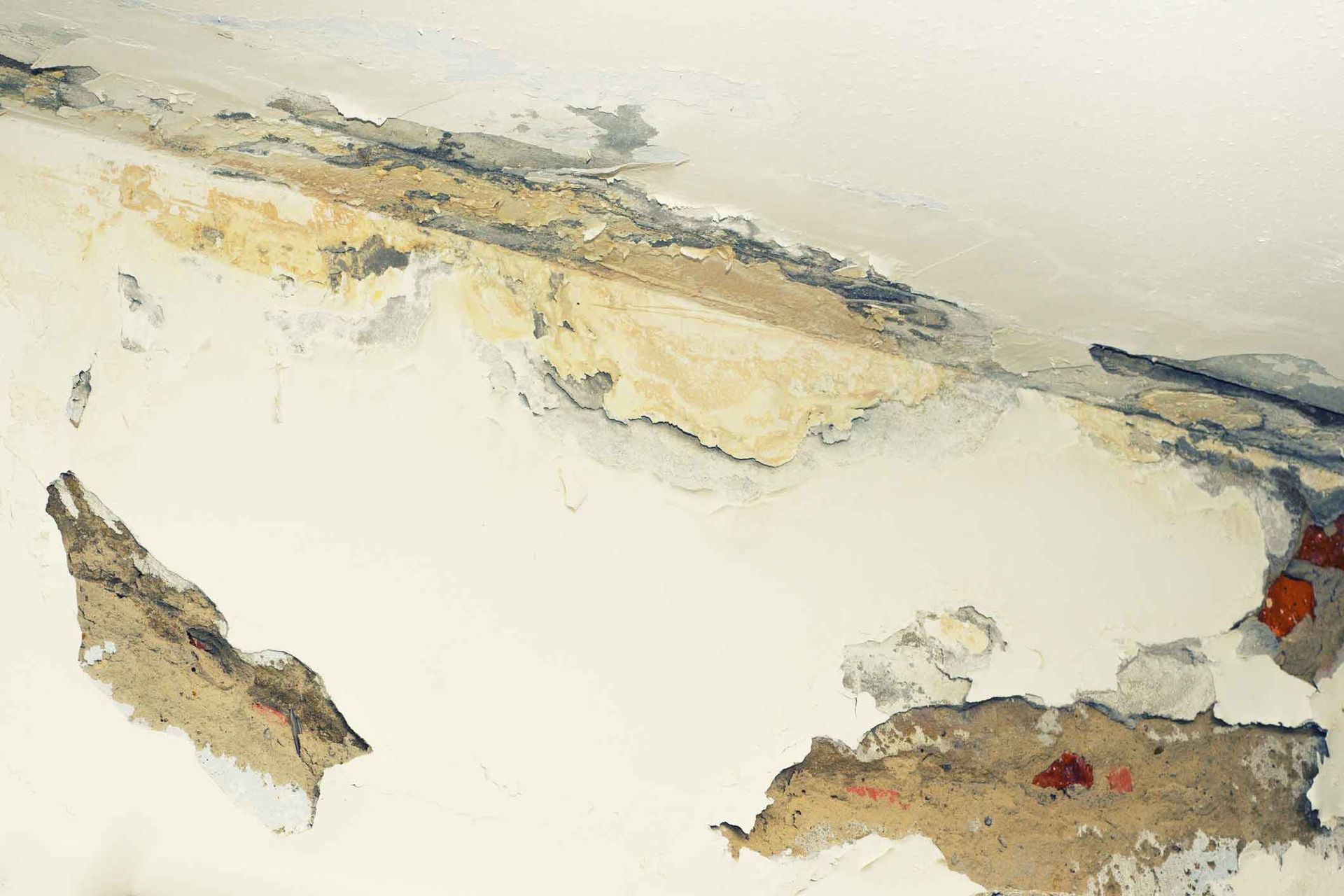 Damage Ceiling From Water Pipelines Leakage – Hornsby Heights, NSW - Donnelly Roof Repairs Pty Ltd