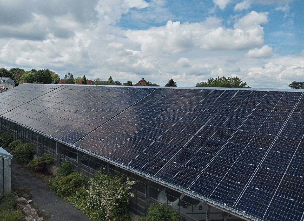 Planung und Konzeptionierung eines Photovoltaik-Projektes für JT-Solarbau GmbH und Investoren in Hamburg.
