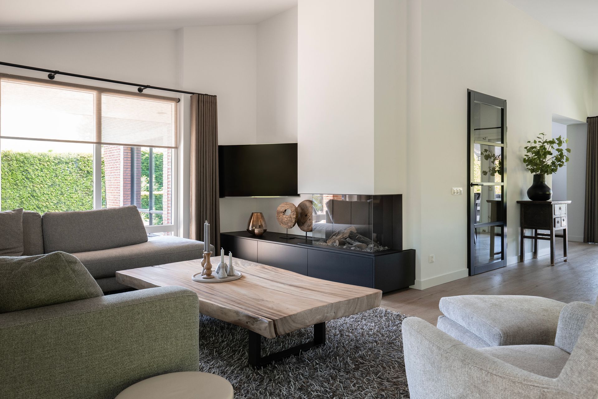 Een doorkijkhaard in de zithoek