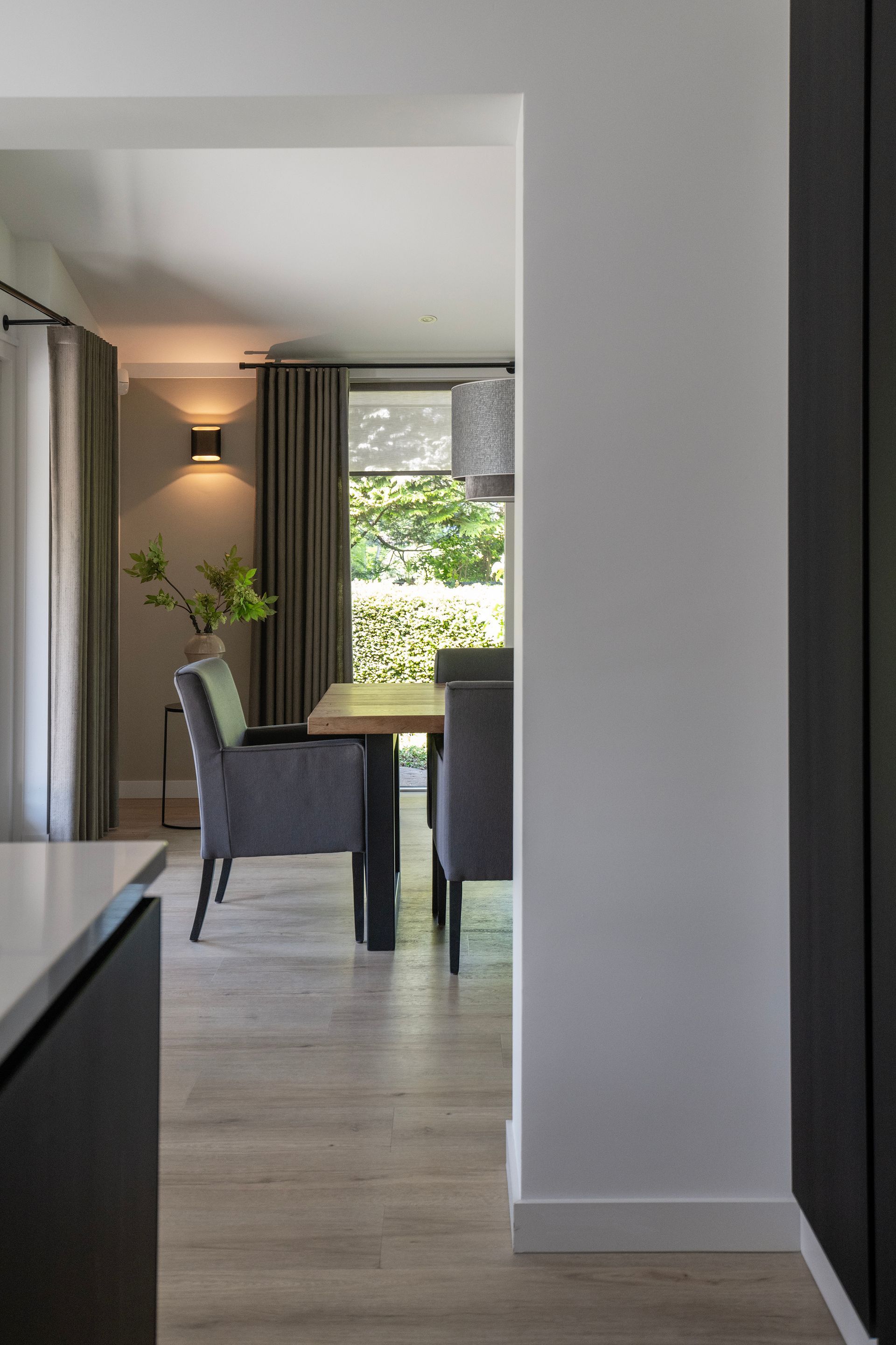 Een keuken met verbinding