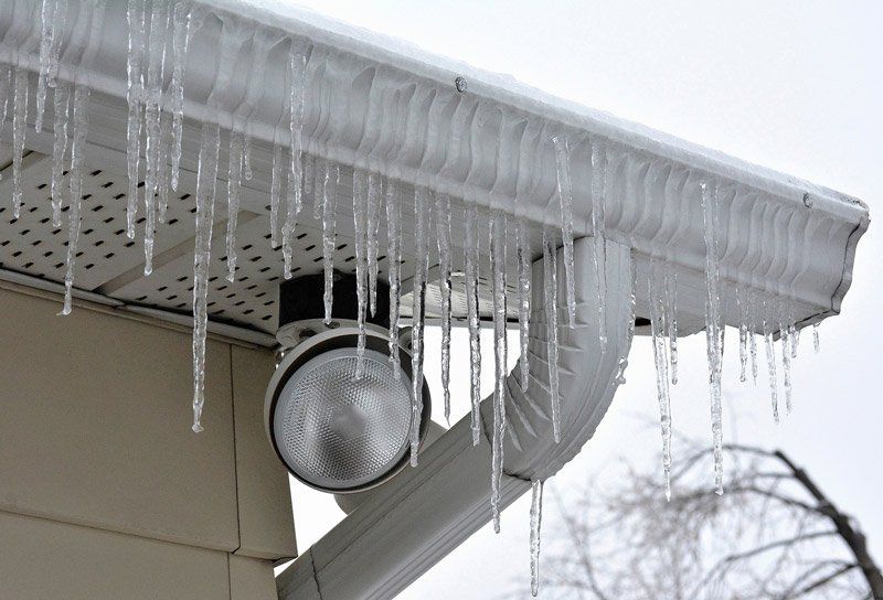 Ice Dam Removal — Icicles and Ice Damming in West Boylston, MA