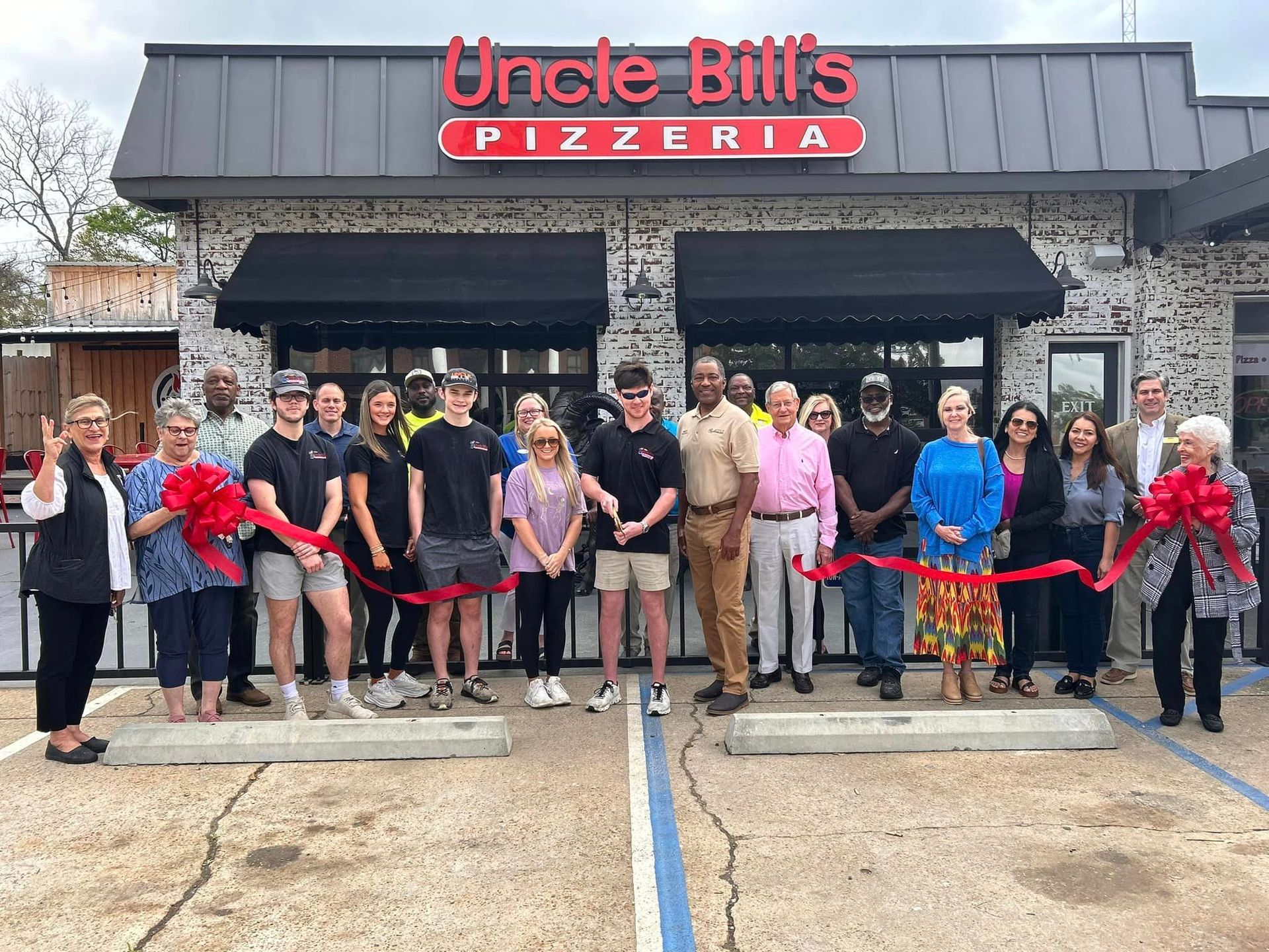 Ribbon Cutting for Uncle Bills