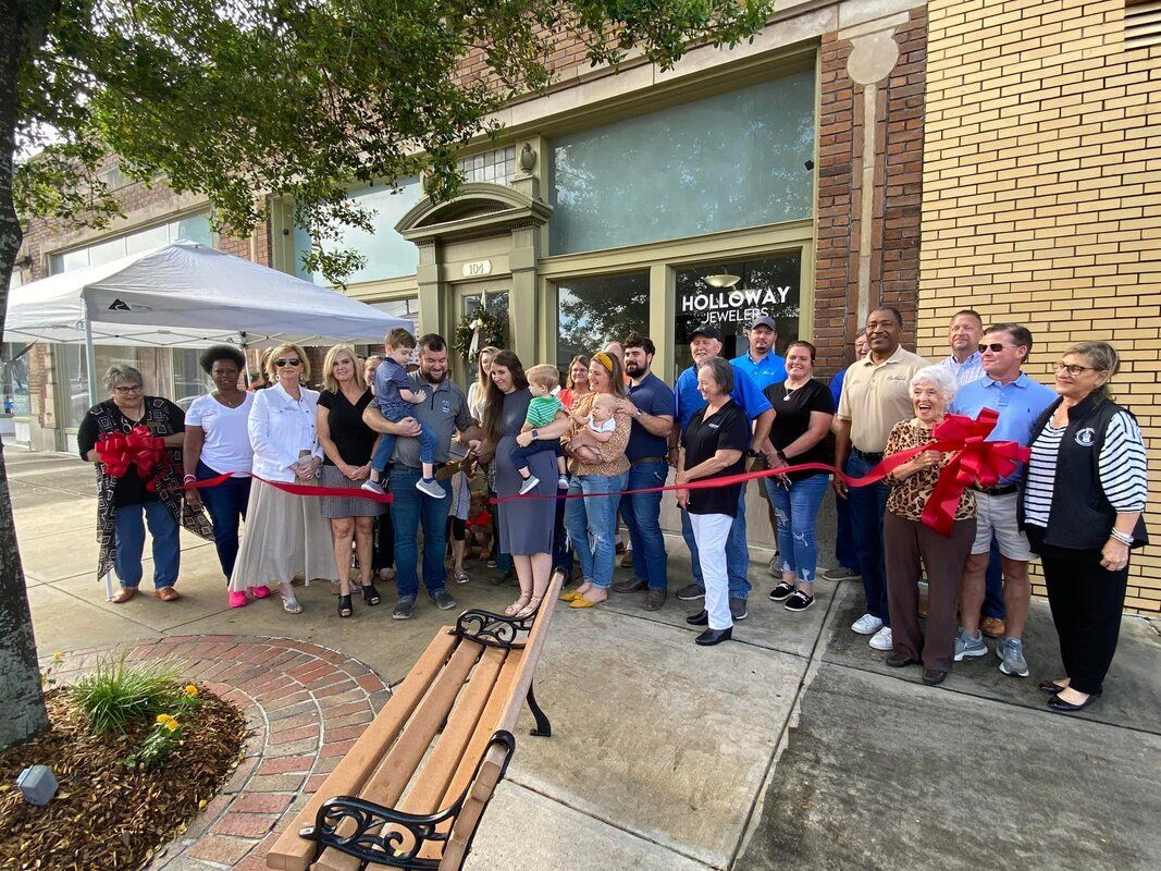 Ribbon Cutting for Holloway Jewelers