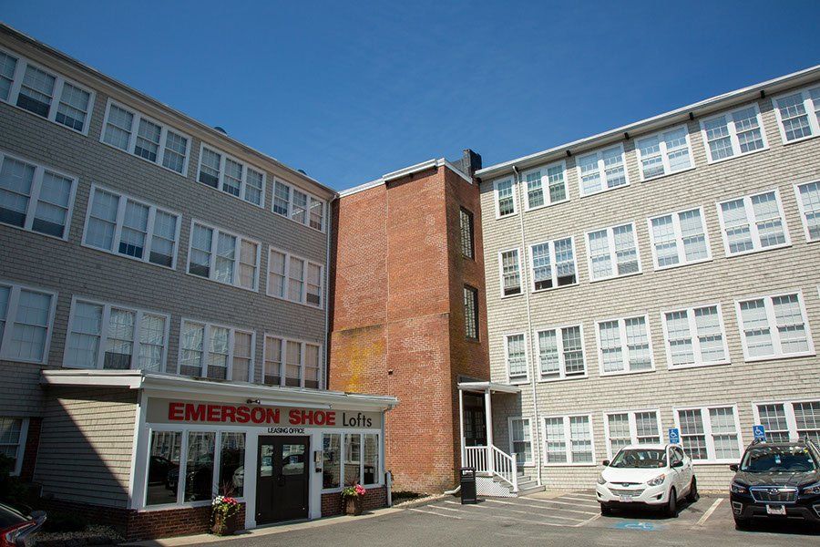 EMERSON SHOE LOFTS - Exterior 02