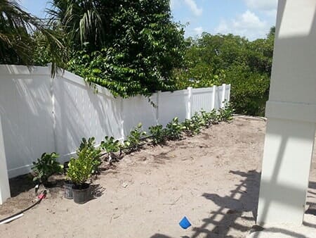 Vinyl Fence for Beach House - Railing in Tampa, FL