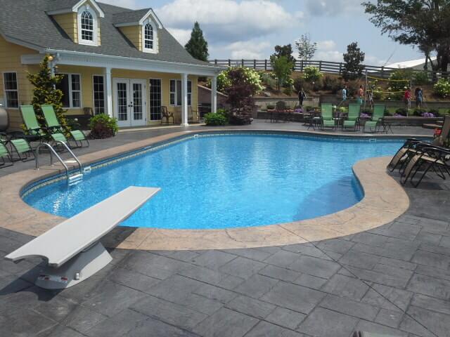 Custom Pools | Harrisonburg, VA | Valley Pool & Spa