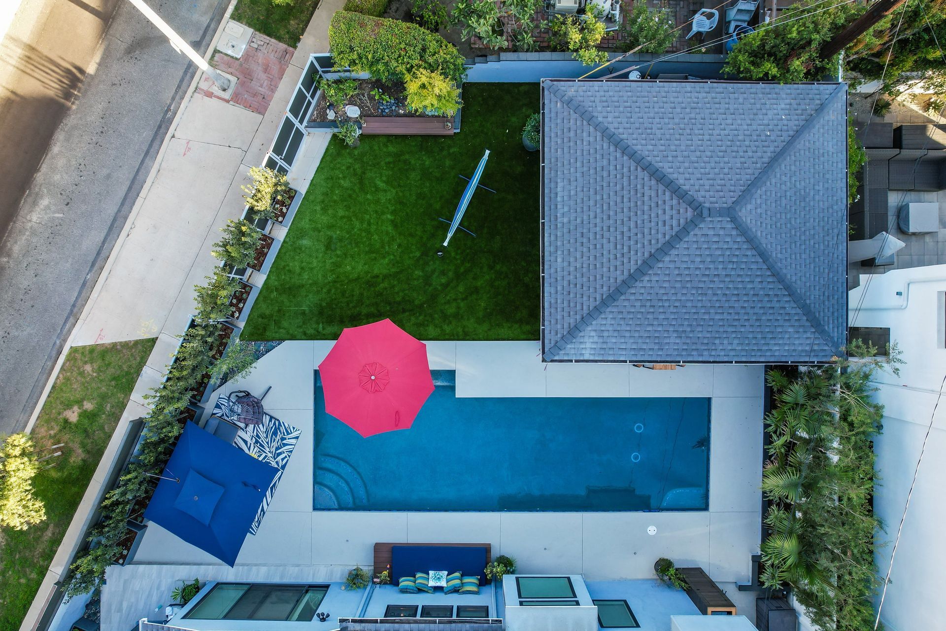 Outdoor Pool — Culver City, CA — Gregory Davis & Associates