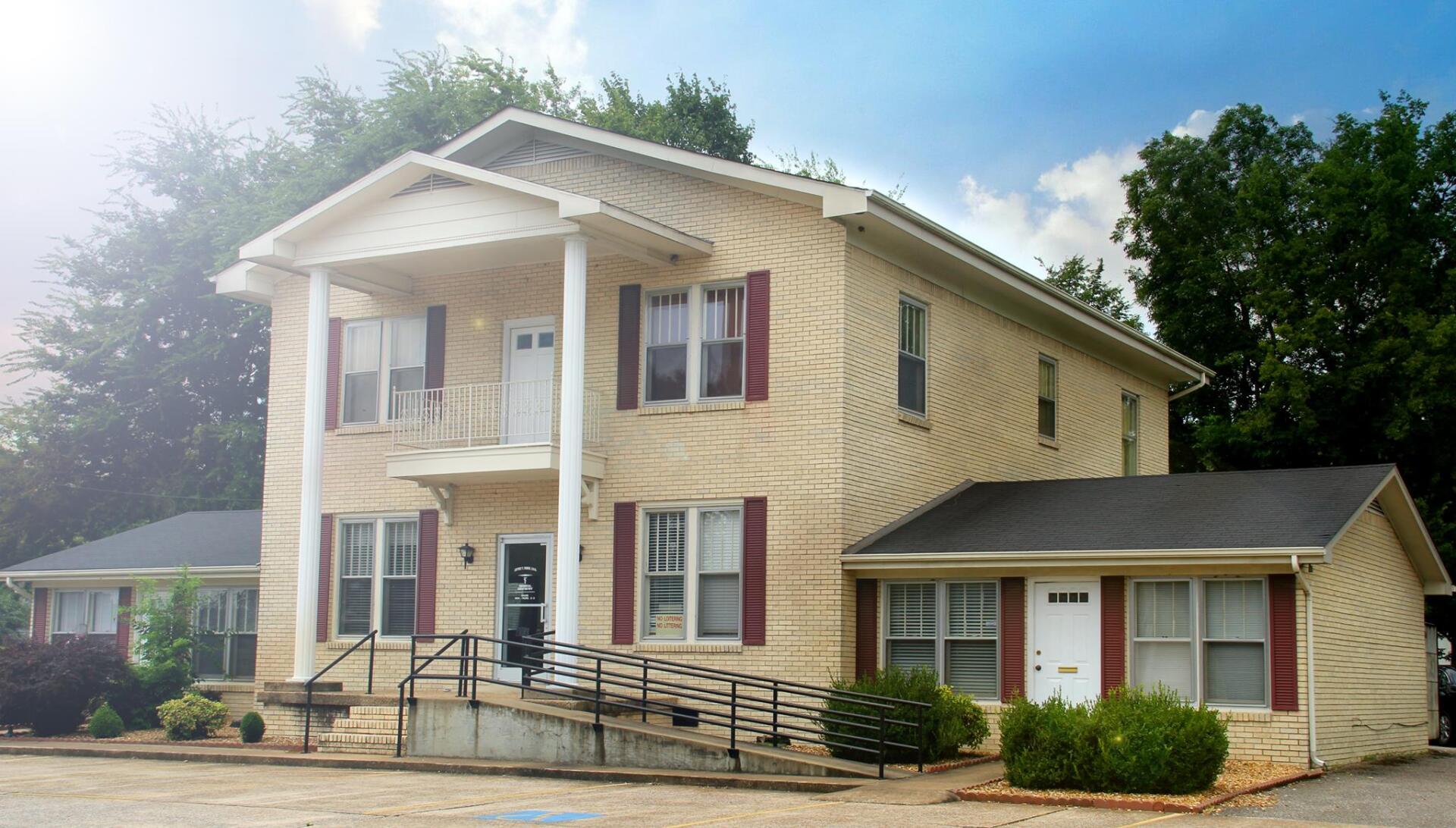 Jeffrey T. Morris, D.D.S. Dentist Paris, TN