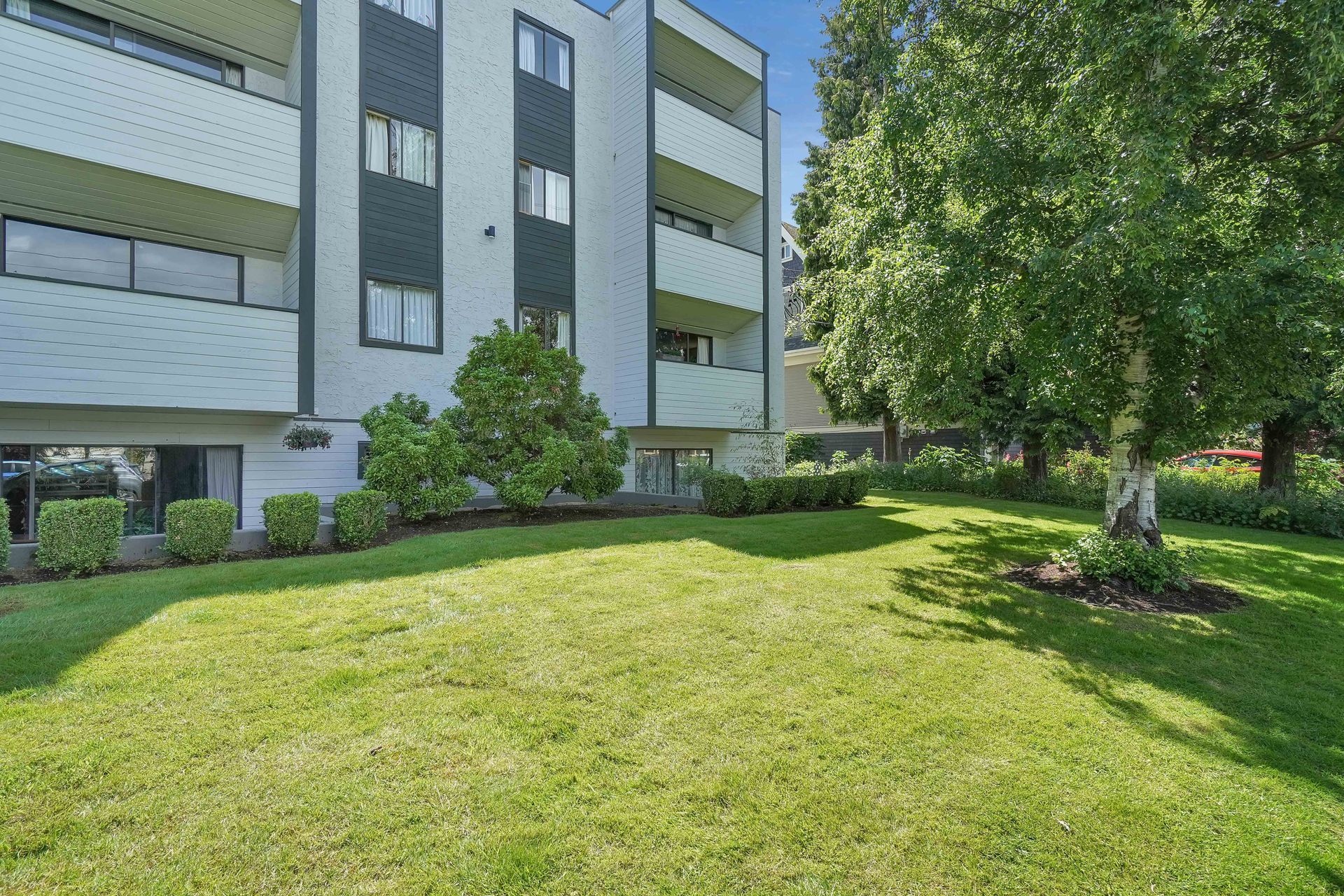 Queenston Manor Apartments Victoria Rentals