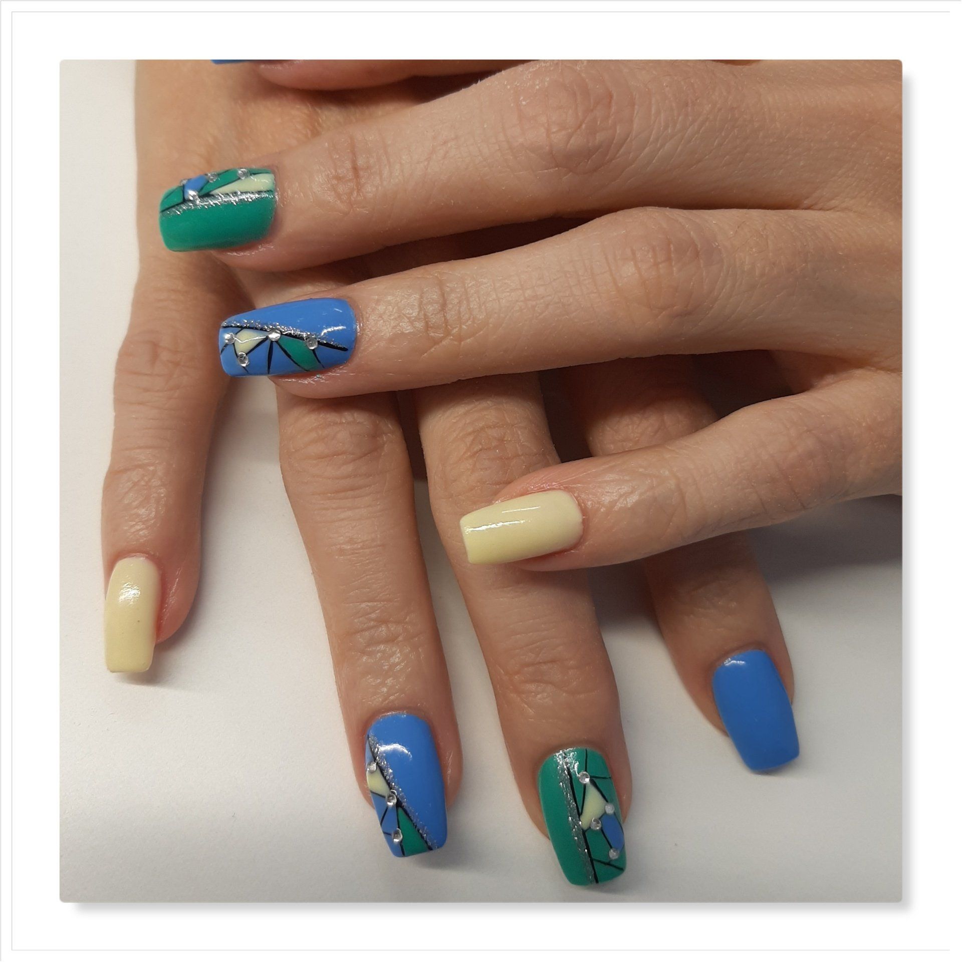 Nageldesign Studio Auszeit