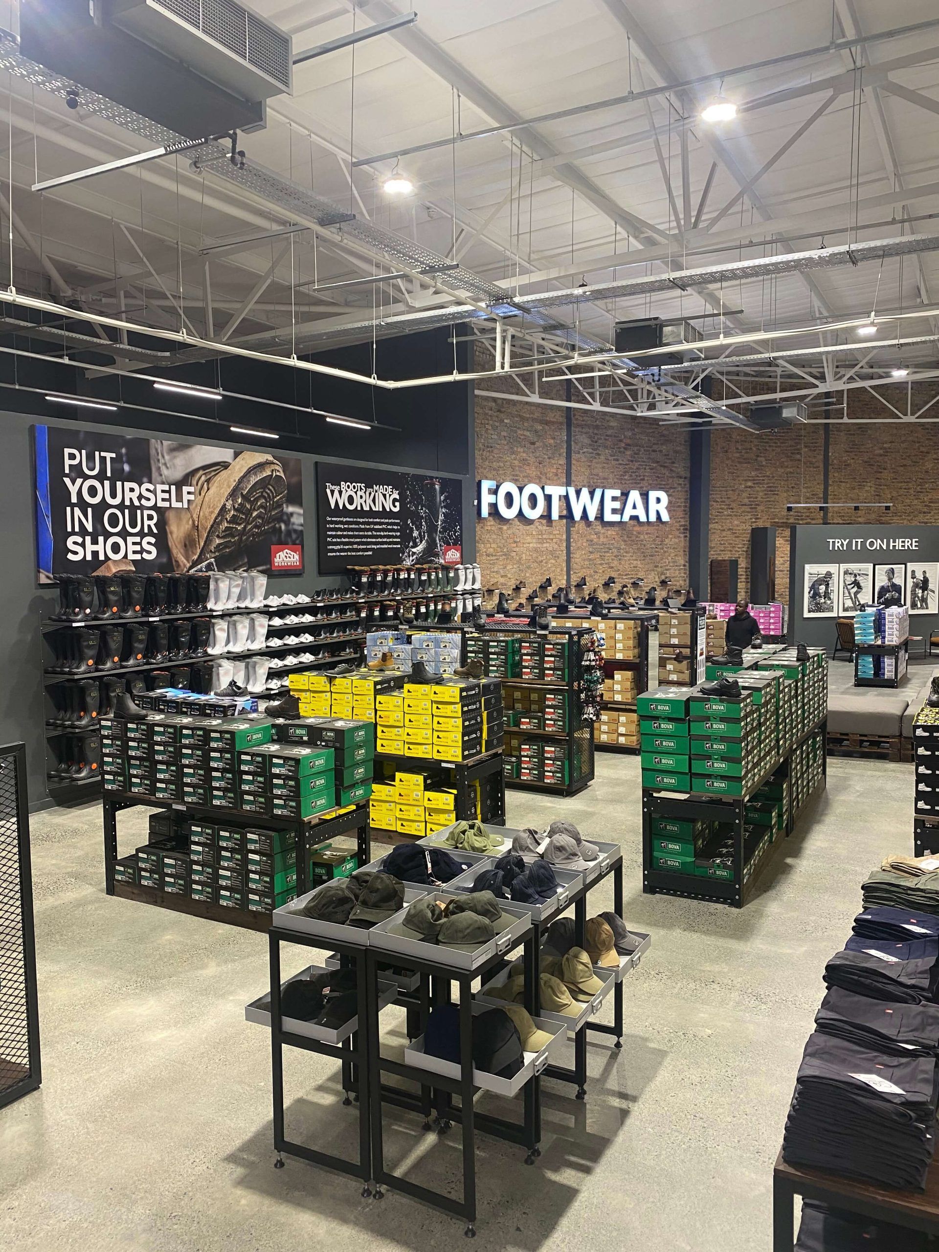 shop fitters near me johnsons place