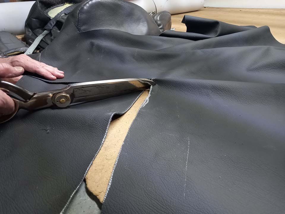 laboratorio di tappezzeria per auto